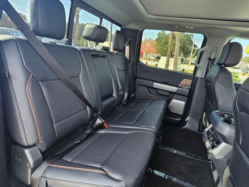 2026 Ford F-350 Lariat Super Duty