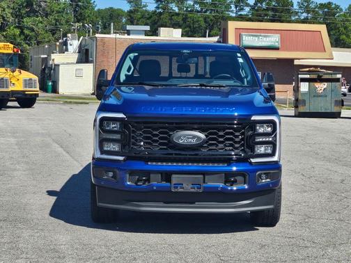 2026 Ford F-350 Lariat Super Duty