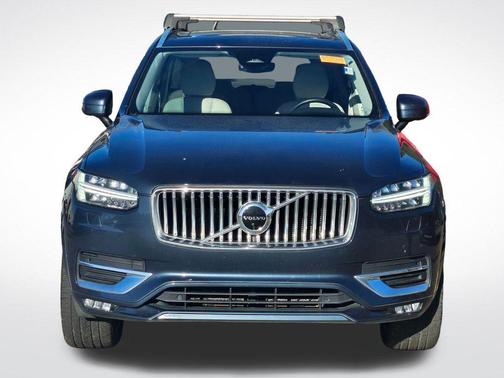 2023 Volvo XC90 B6 Plus 6-Seater