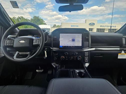 Avalanche 2026 Ford F-150 STX