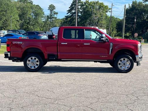 2023 Ford F-350 Lariat Super Duty