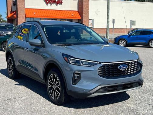 2025 Ford Escape PHEV
