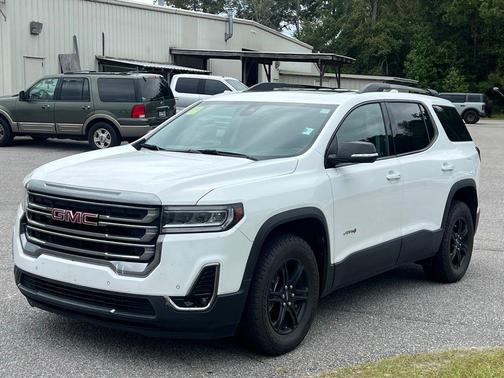 2021 GMC Acadia AT4