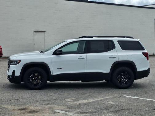 2021 GMC Acadia AT4