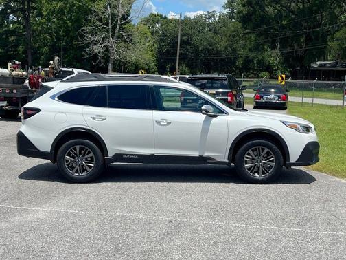2021 Subaru Outback Touring XT