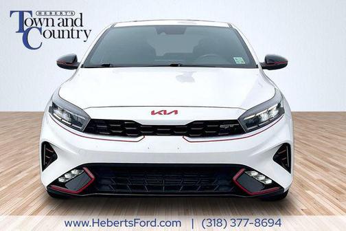Snow White Pearl 2022 Kia Forte GT