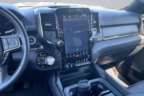 Bright White Clearcoat 2024 RAM 1500 Limited