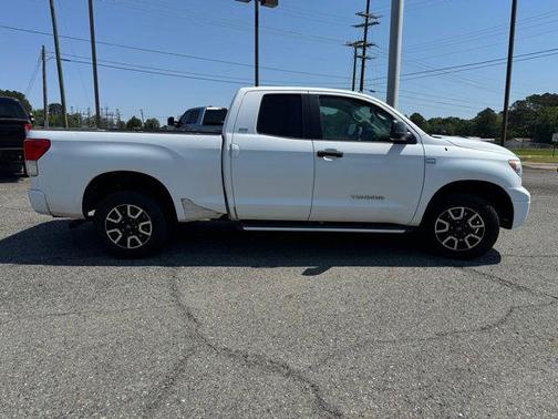 Super White 2010 Toyota Tundra Grade