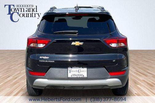 Mosaic Black Metallic 2024 Chevrolet Trailblazer LT