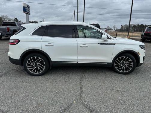 2020 Lincoln Nautilus Reserve