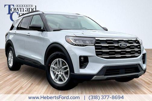 Space White Metallic 2026 Ford Explorer Active