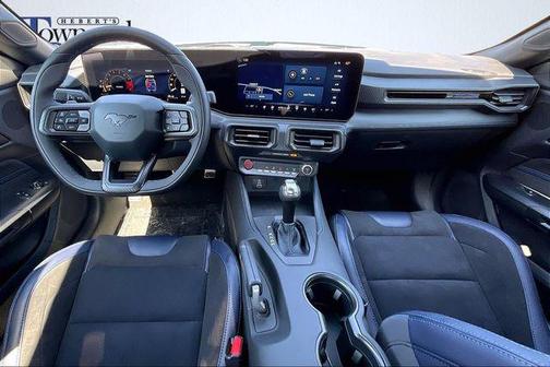 2025 Ford Mustang Dark Horse Fastback