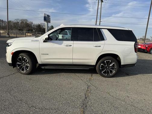 2023 Chevrolet Tahoe 4WD High Country