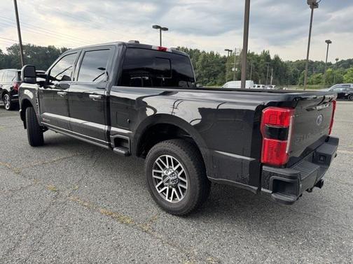 2024 Ford F-350 Lariat