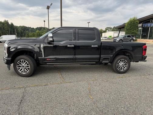 2024 Ford F-350 Lariat