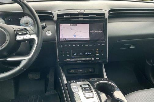 Shimmering Silver 2022 Hyundai TUCSON Limited