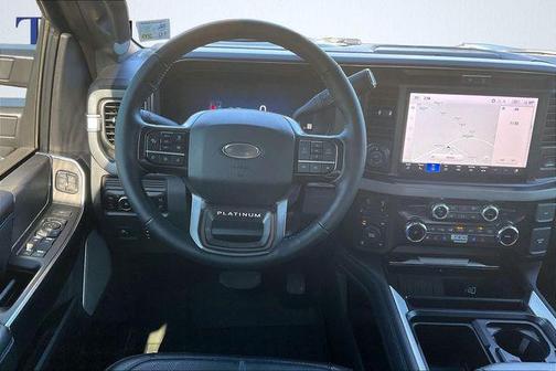 2025 Ford F-250 Platinum