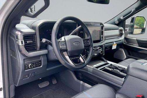 Avalanche 2026 Ford F-250 Platinum