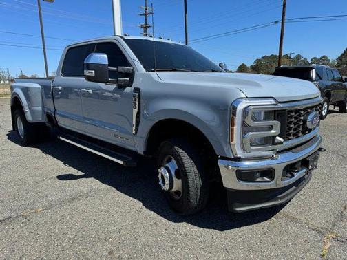 2026 Ford F-350 Lariat