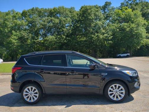 Agate Black Metallic 2019 Ford Escape SEL