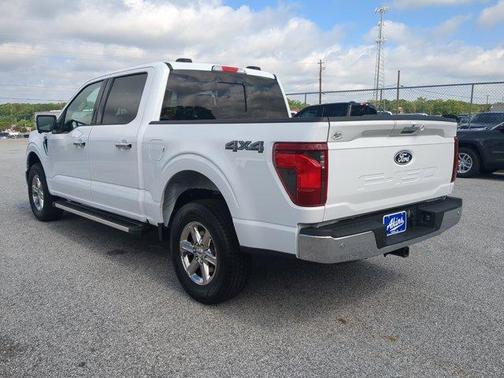 Oxford White 2024 Ford F-150 XLT