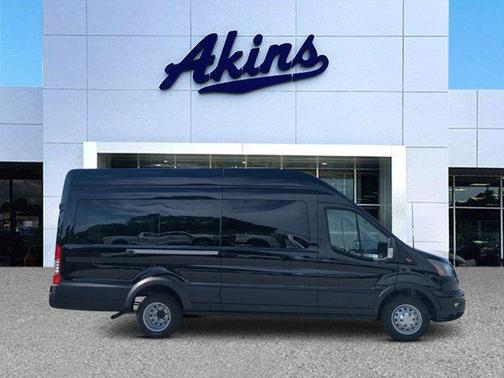2025 Ford Transit-350 XLT