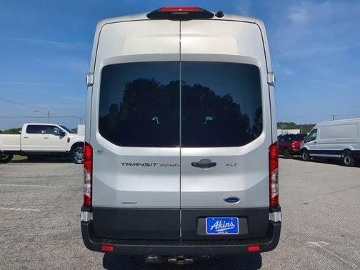 2025 Ford Transit-350 XLT