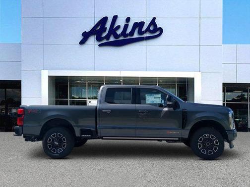 2026 Ford F-350 Platinum