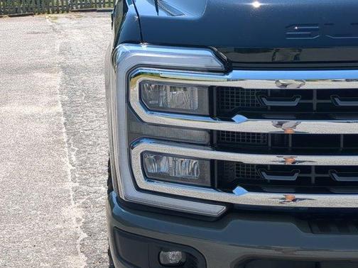 2026 Ford F-250 Platinum