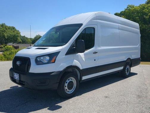 Oxford White 2026 Ford Transit-250 Base