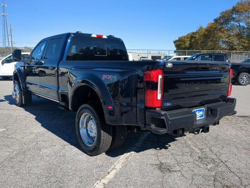 2025 Ford F-450 Platinum