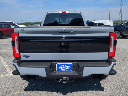 2025 Ford F-450 Platinum