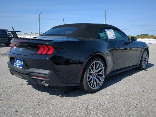 2025 Ford Mustang EcoBoost Premium