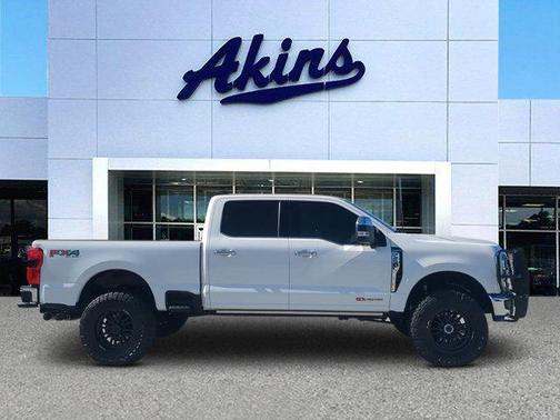 Star White 2024 Ford F-250 King Ranch