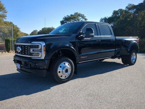 2025 Ford F-450 Platinum