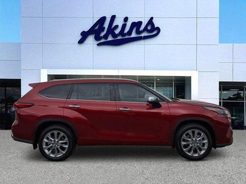 2022 Toyota Highlander Limited