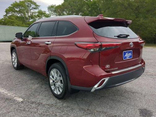2022 Toyota Highlander Limited