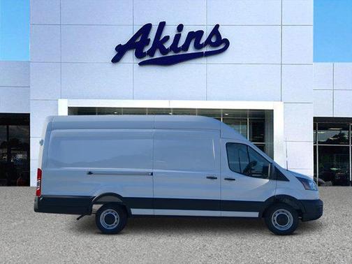 2026 Ford Transit-250 XL