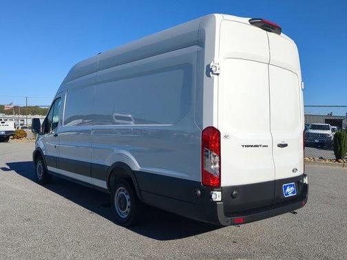2026 Ford Transit-250 XL