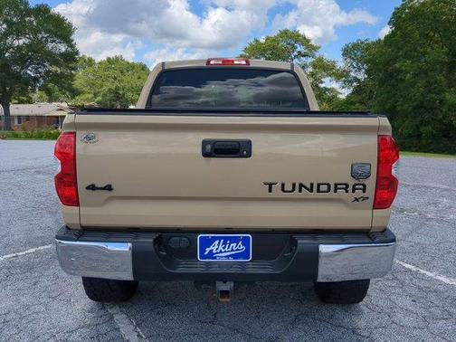 2018 Toyota Tundra SR5