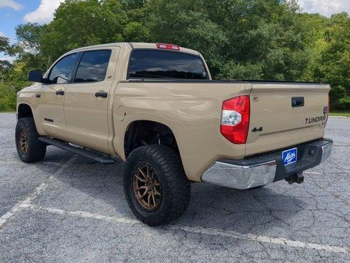 2018 Toyota Tundra SR5