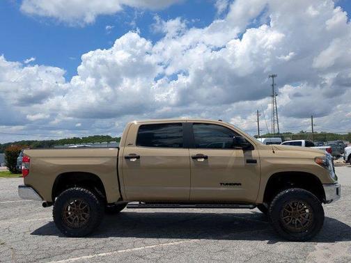 2018 Toyota Tundra SR5