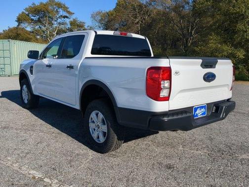 Oxford White 2025 Ford Ranger XL