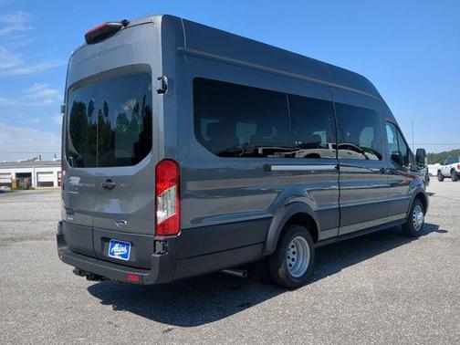 2025 Ford Transit-350 XLT