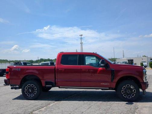 2025 Ford F-250 Platinum