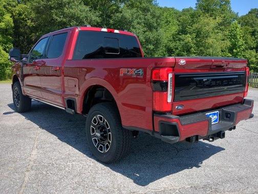 2025 Ford F-250 Platinum