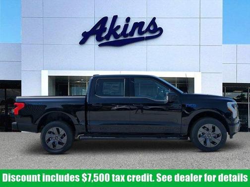 2025 Ford F-150 Lightning Flash