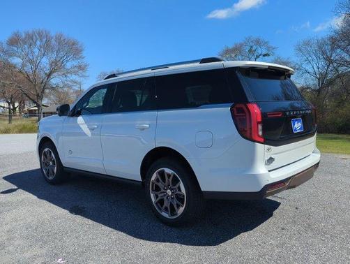 2026 Ford Expedition King Ranch