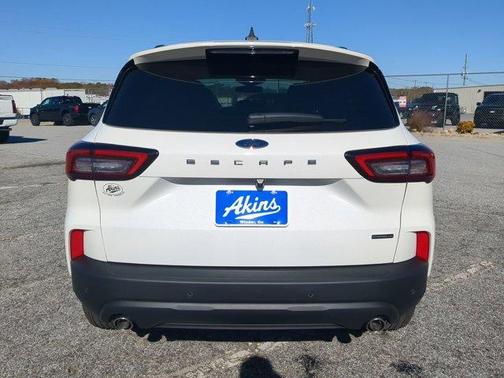 2026 Ford Escape ST-Line Select