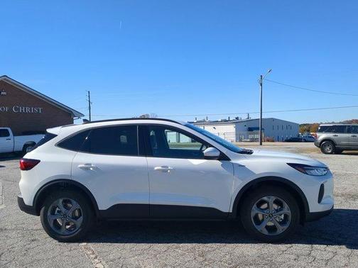 2026 Ford Escape ST-Line Select